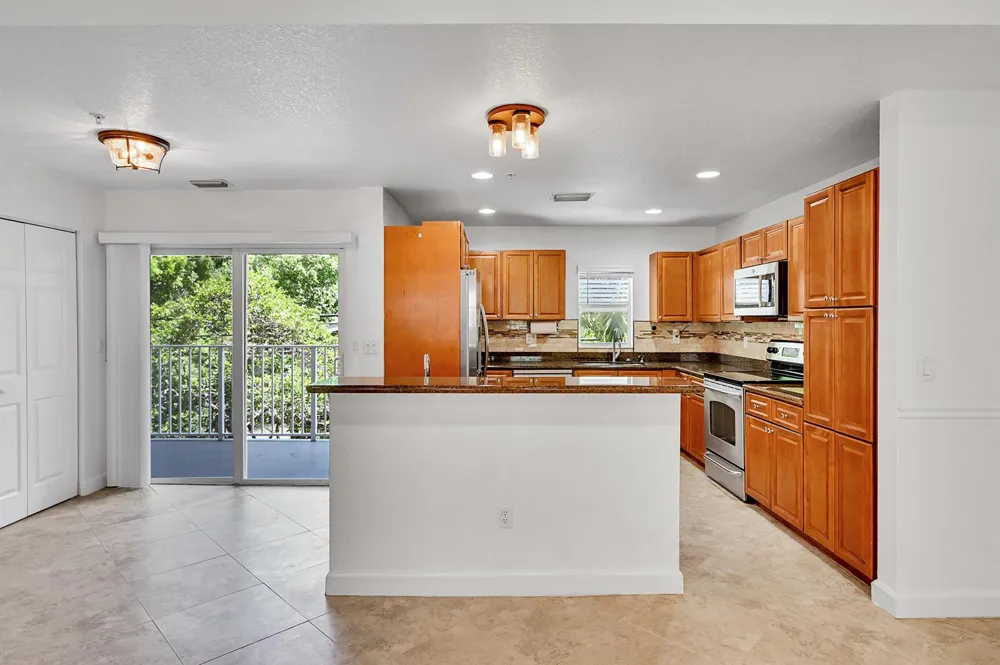 453 NE 1ST STREET Pompano Beach, FL 33060