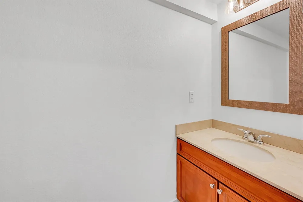 453 NE 1ST STREET Pompano Beach, FL 33060