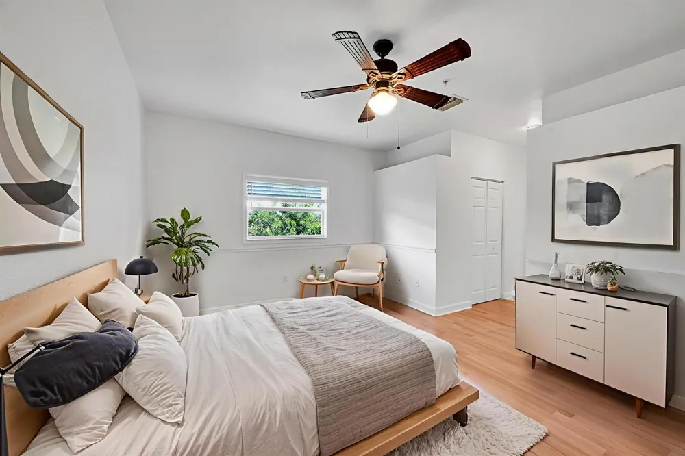 453 NE 1ST STREET Pompano Beach, FL 33060