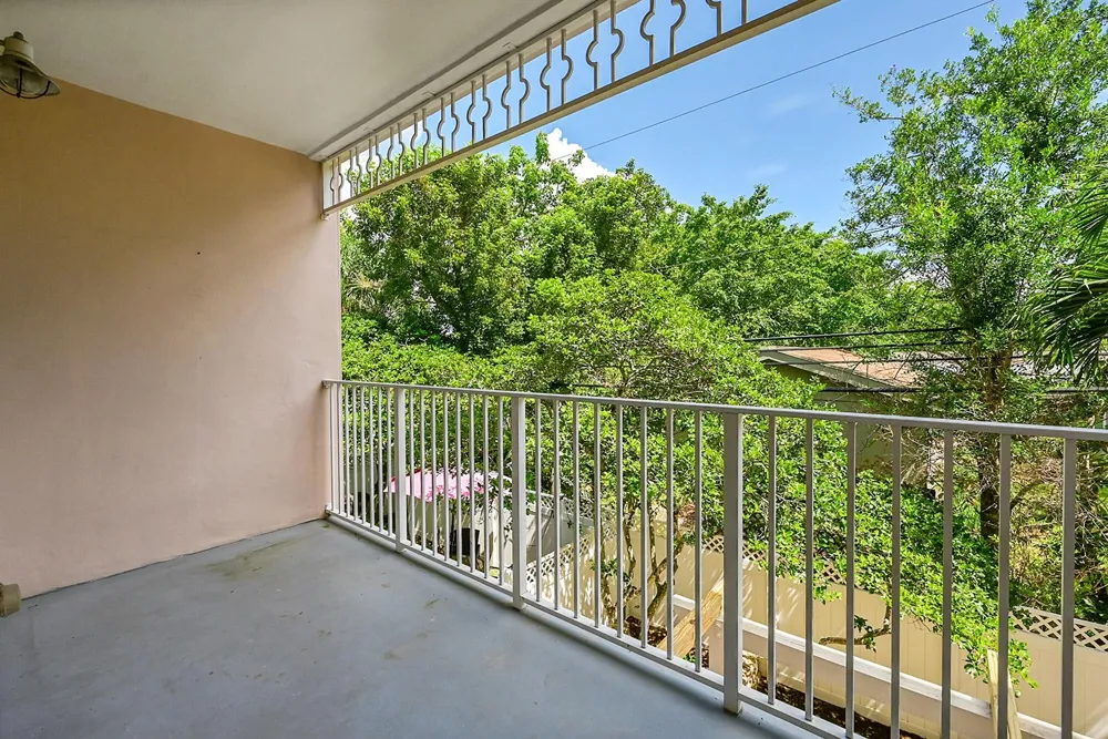 453 NE 1ST STREET Pompano Beach, FL 33060