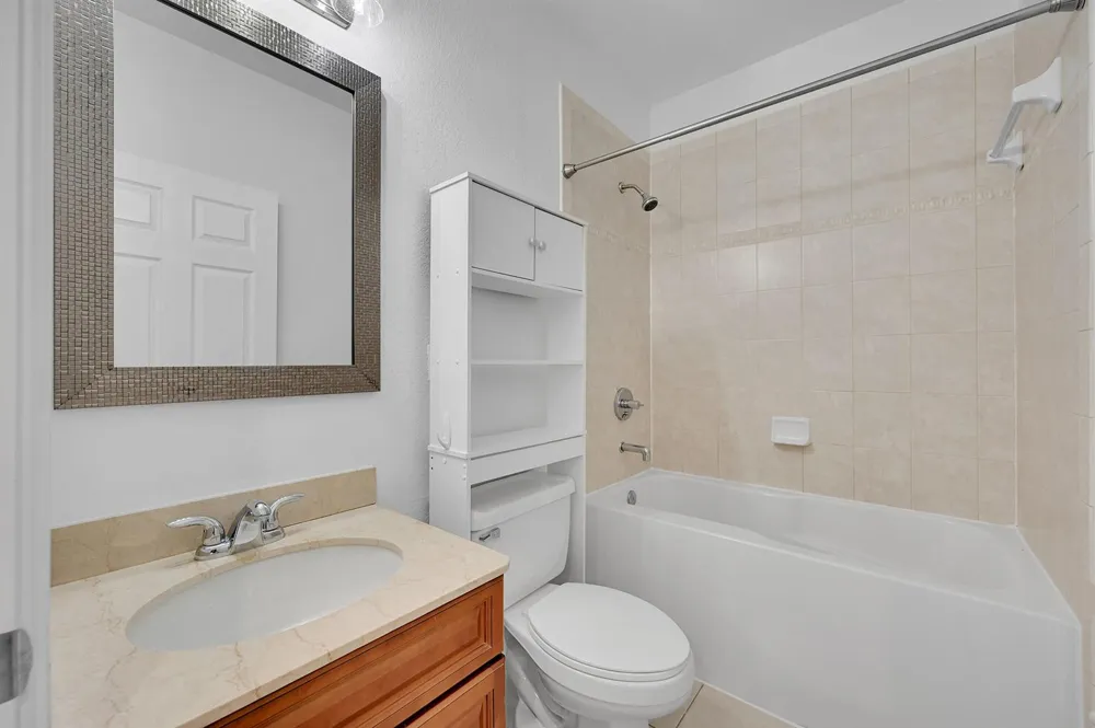 453 NE 1ST STREET Pompano Beach, FL 33060