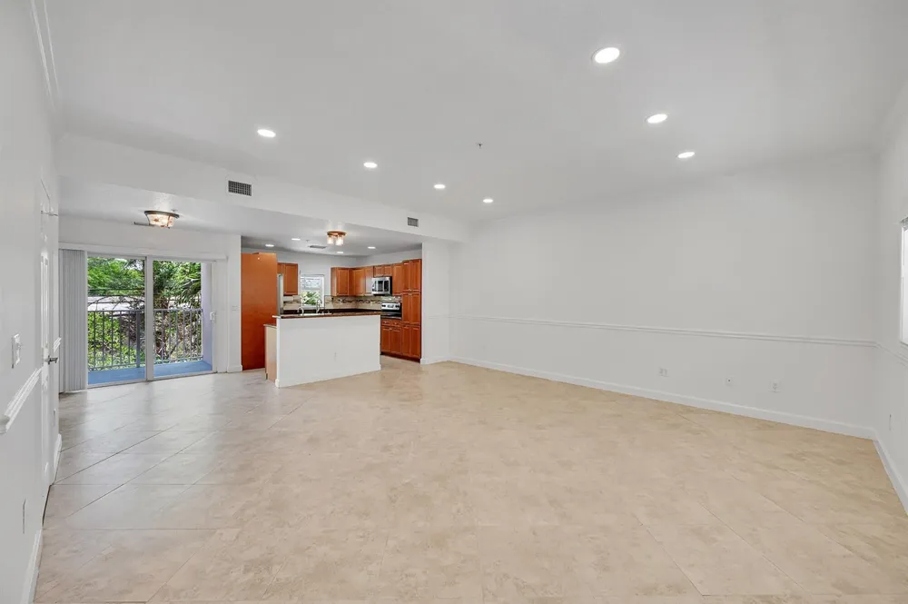 453 NE 1ST STREET Pompano Beach, FL 33060