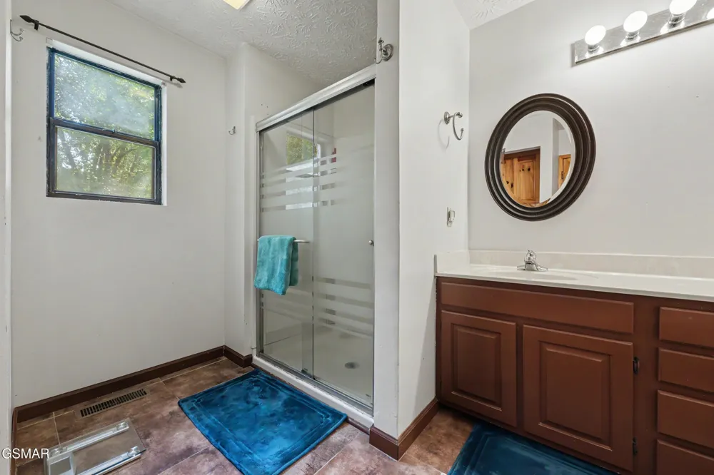 3319 Rocky Ridge Road Cosby, TN 37722