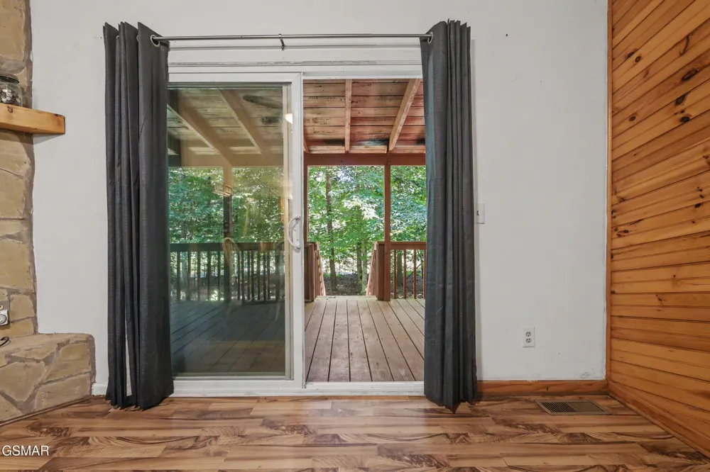 3319 Rocky Ridge Road Cosby, TN 37722