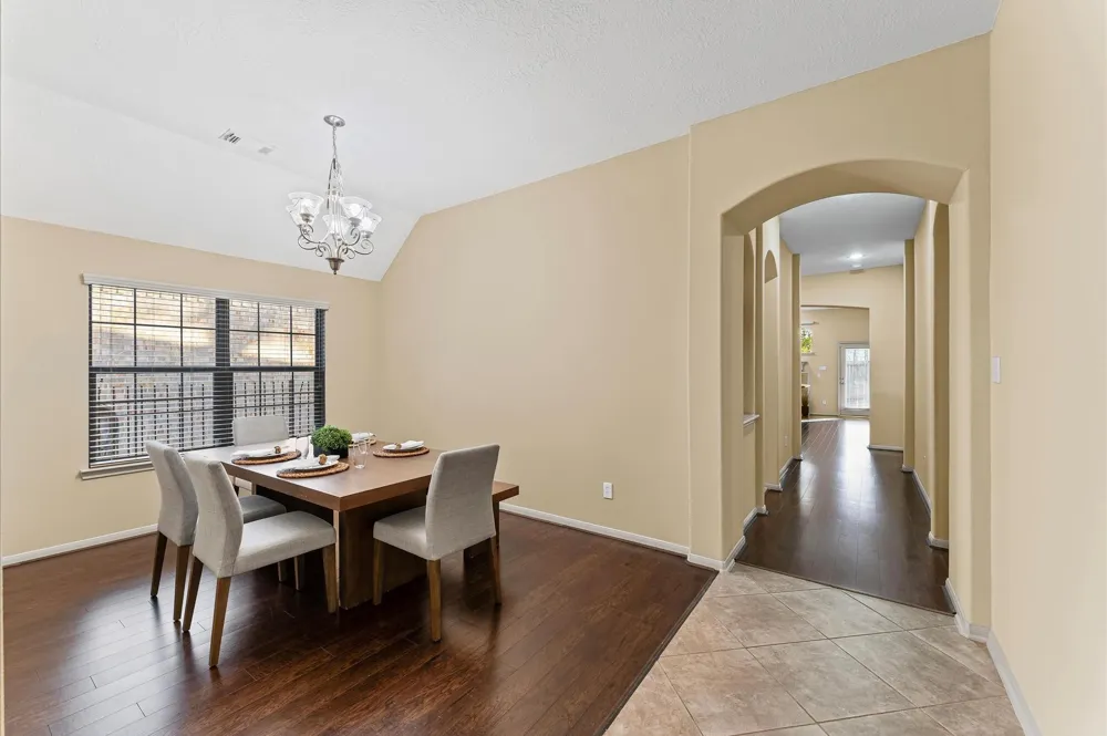 31 Pleasant Point Place Spring, TX 77389