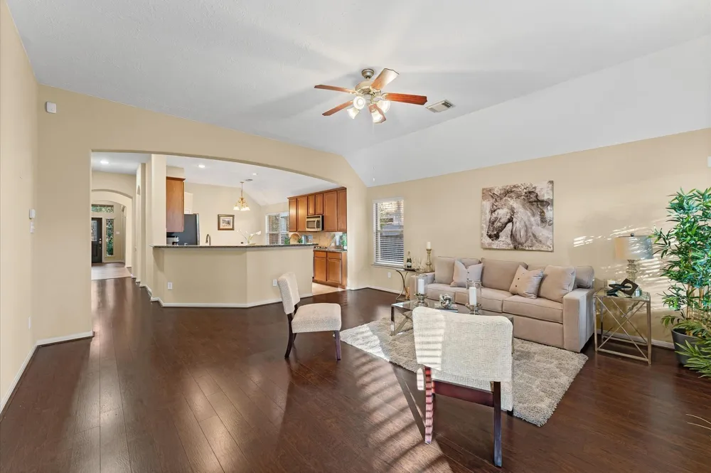 31 Pleasant Point Place Spring, TX 77389