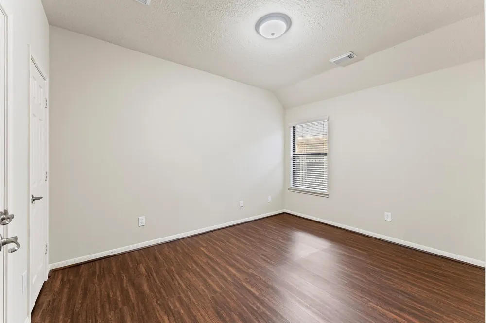 31 Pleasant Point Place Spring, TX 77389