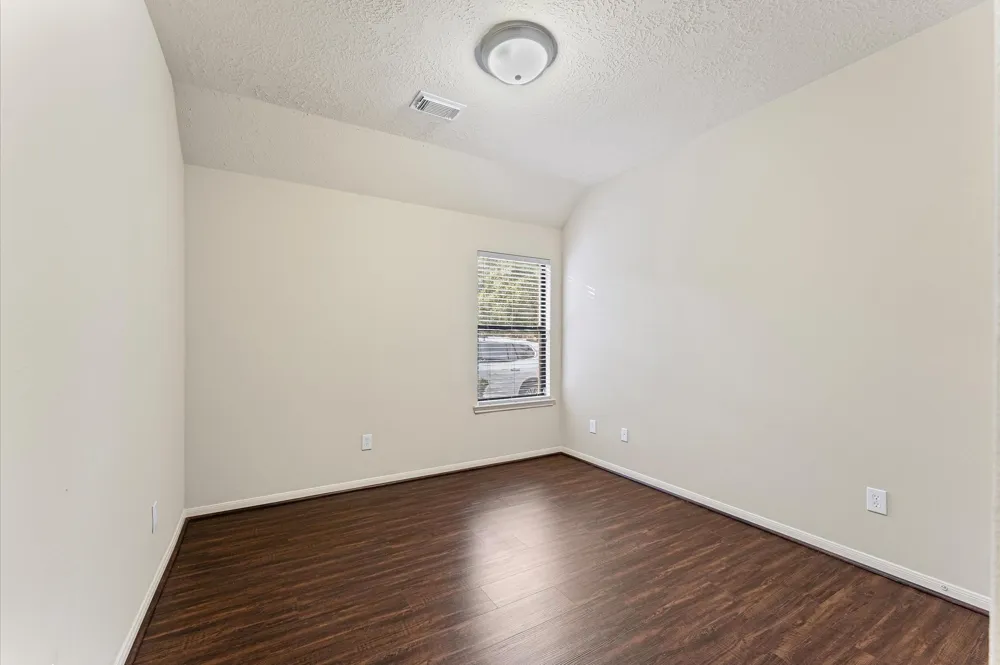 31 Pleasant Point Place Spring, TX 77389