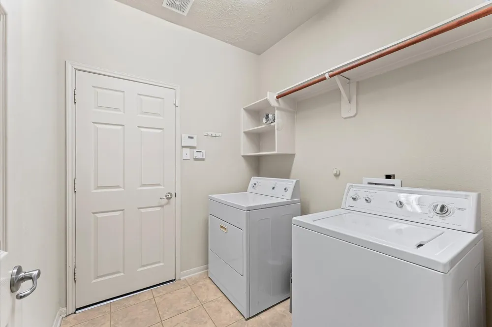 31 Pleasant Point Place Spring, TX 77389