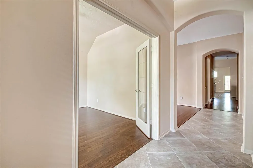 31 Pleasant Point Place Spring, TX 77389