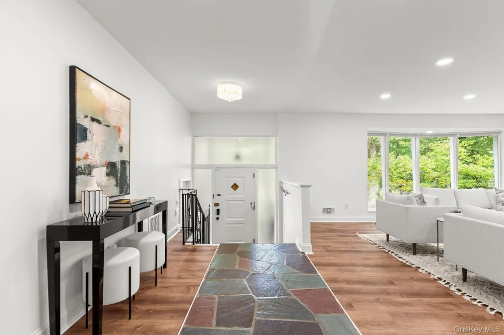 1341 Pelhamdale Avenue Pelham, NY 10803