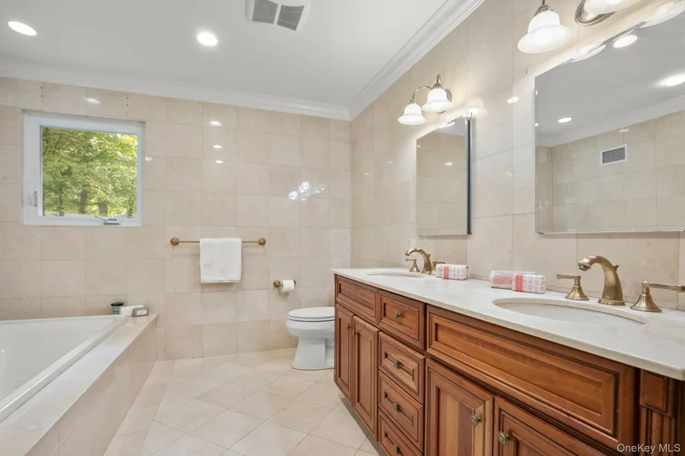 1341 Pelhamdale Avenue Pelham, NY 10803