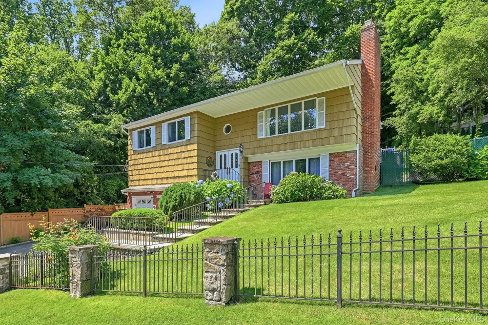 80 Hickory Hill Drive Dobbs Ferry, NY 10709