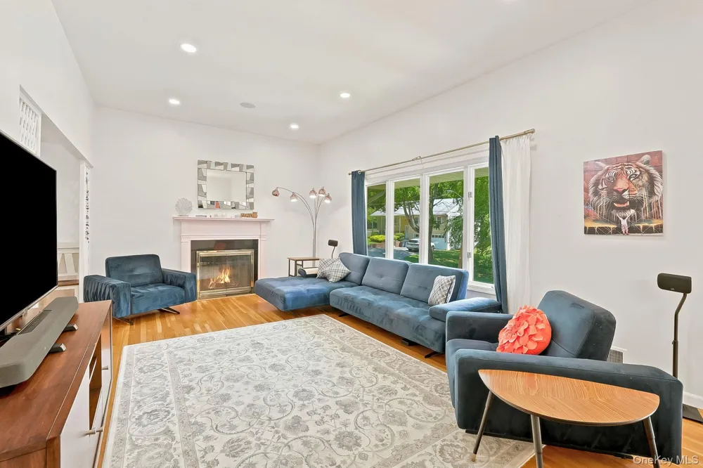 80 Hickory Hill Drive Dobbs Ferry, NY 10709