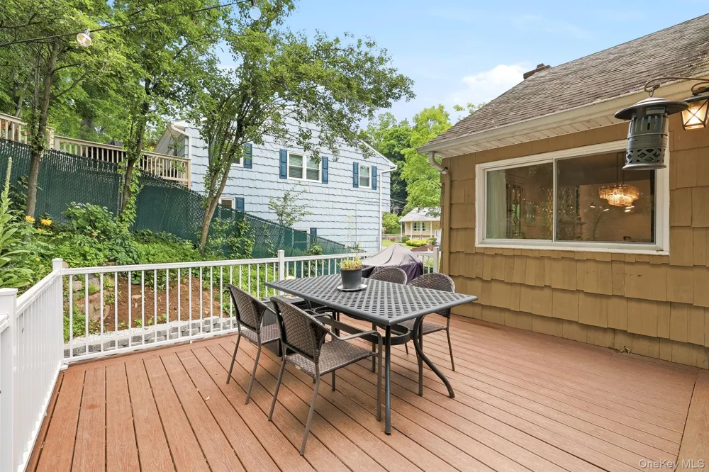 80 Hickory Hill Drive Dobbs Ferry, NY 10709