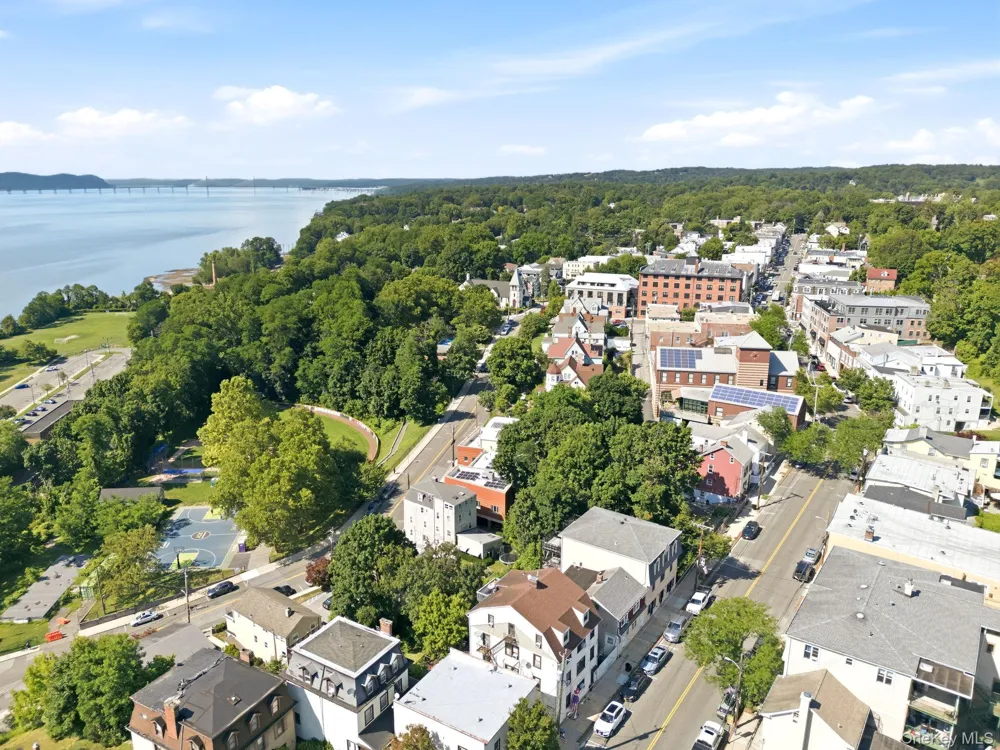80 Hickory Hill Drive Dobbs Ferry, NY 10709