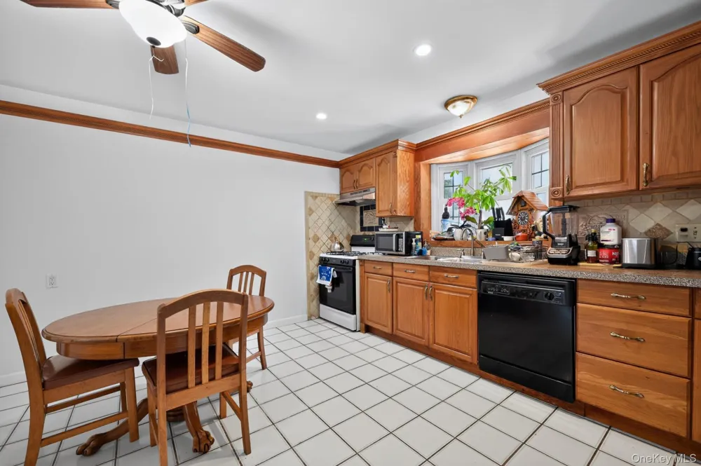 857 Western Highway Blauvelt, NY 10913