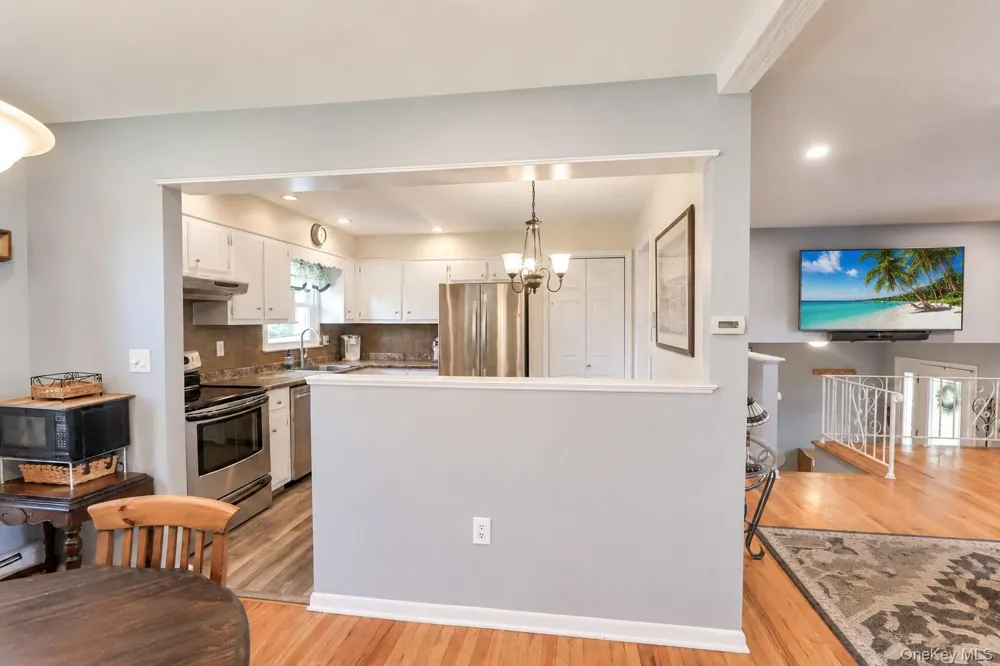 6 Elena Road Campbell Hall, NY 10916