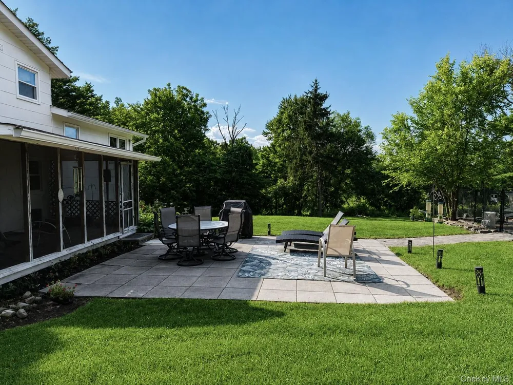 6 Elena Road Campbell Hall, NY 10916