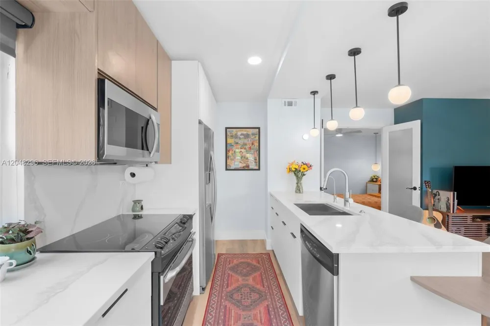 1405 Miami Rd #29 Fort Lauderdale, FL 33316