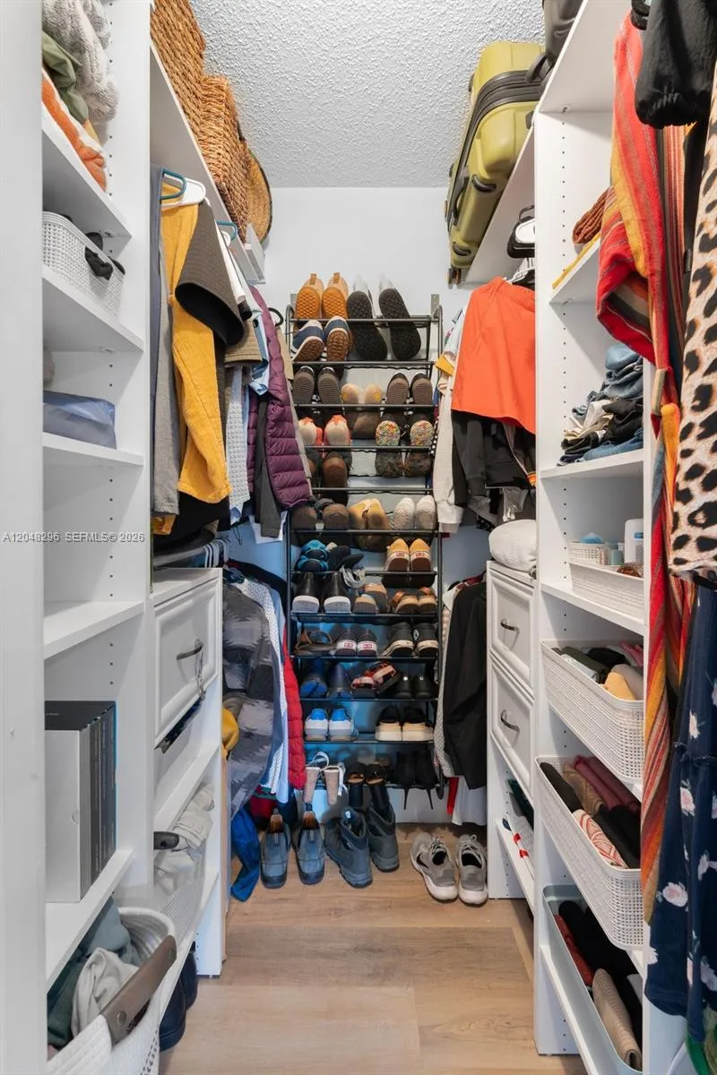 1405 Miami Rd #29 Fort Lauderdale, FL 33316