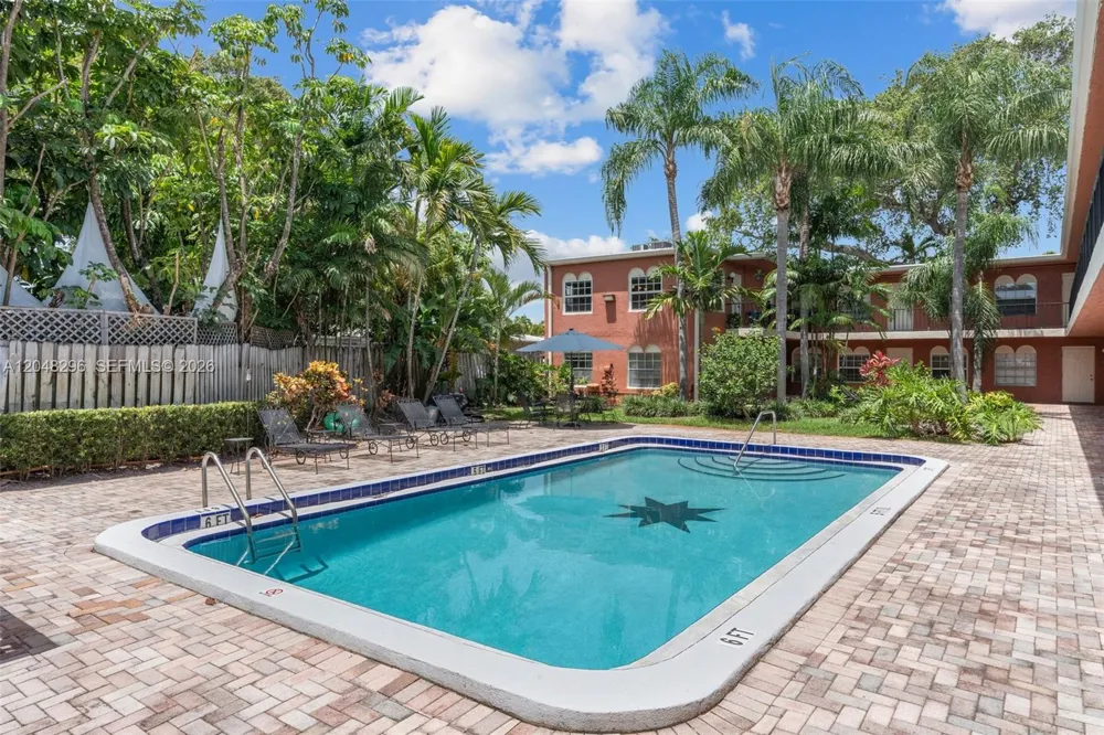 1405 Miami Rd #29 Fort Lauderdale, FL 33316