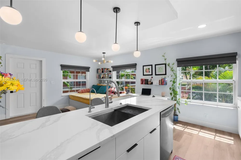 1405 Miami Rd #29 Fort Lauderdale, FL 33316