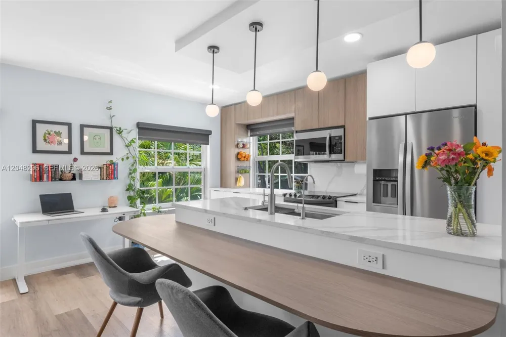 1405 Miami Rd #29 Fort Lauderdale, FL 33316