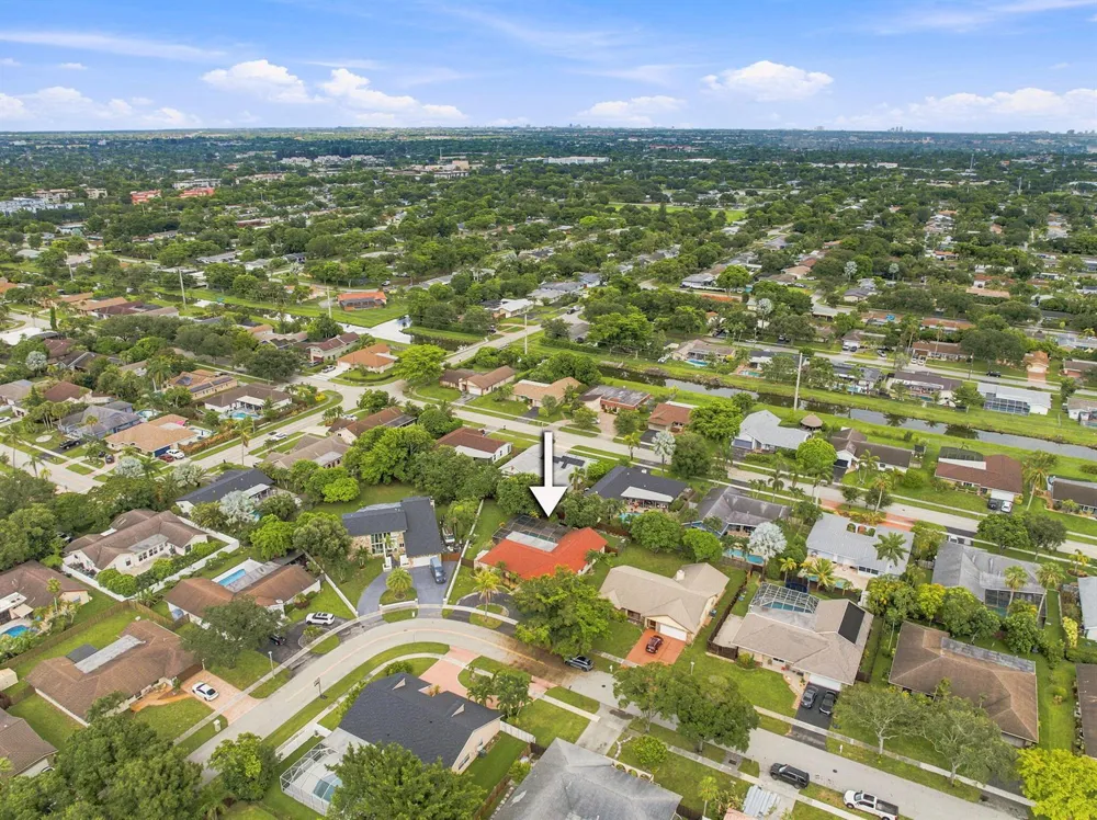 1120 NW 77TH AVENUE Plantation, FL 33322