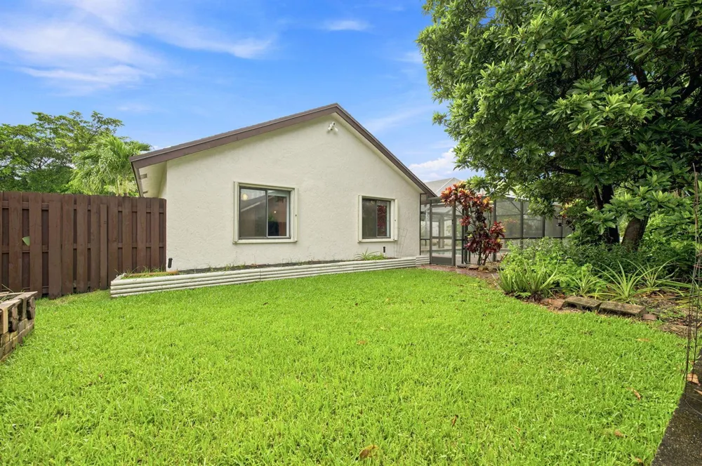 1120 NW 77TH AVENUE Plantation, FL 33322