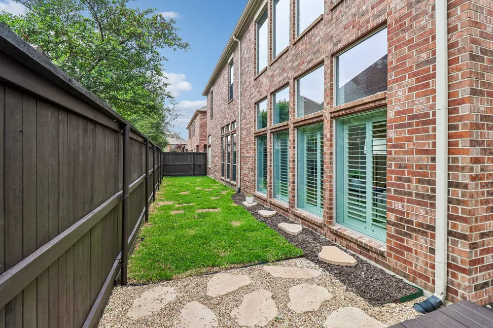8417 Freedom Way North Richland Hills, TX 76182