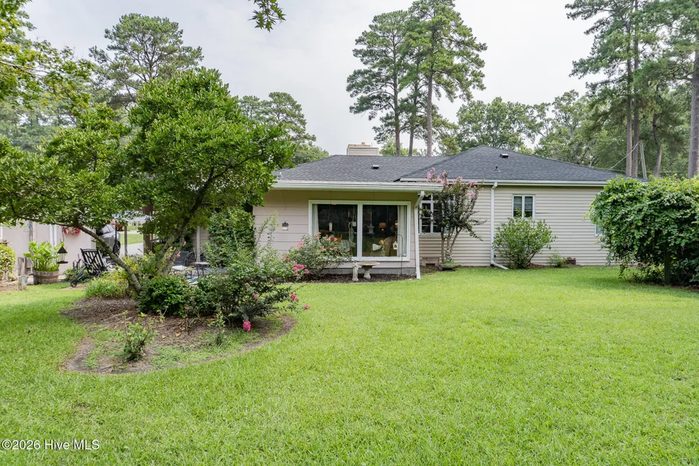 226 E College Street Whiteville, NC 28472