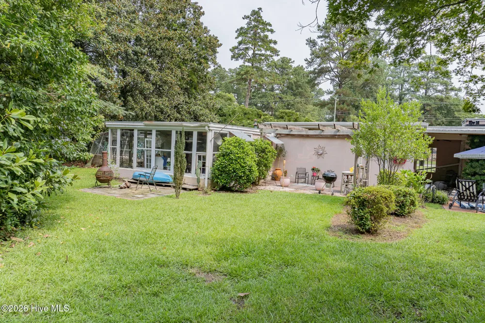 226 E College Street Whiteville, NC 28472