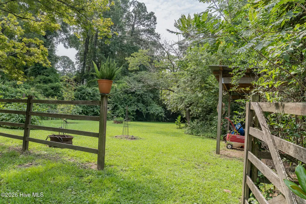 226 E College Street Whiteville, NC 28472