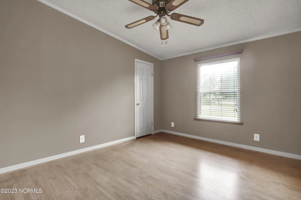 6 Scotts Hill Loop Road Wilmington, NC 28411