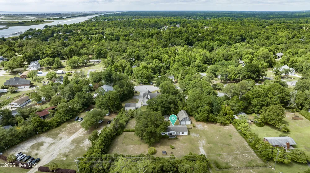 6 Scotts Hill Loop Road Wilmington, NC 28411