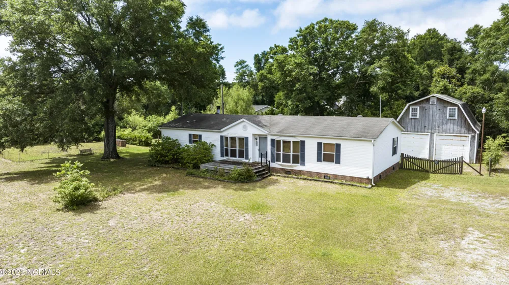 6 Scotts Hill Loop Road Wilmington, NC 28411