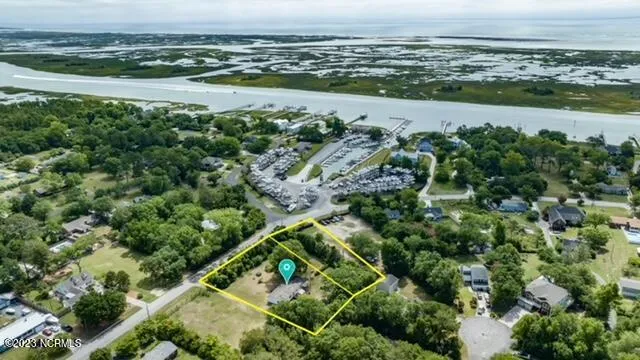 8 Scotts Hill Loop Road Wilmington, NC 28411