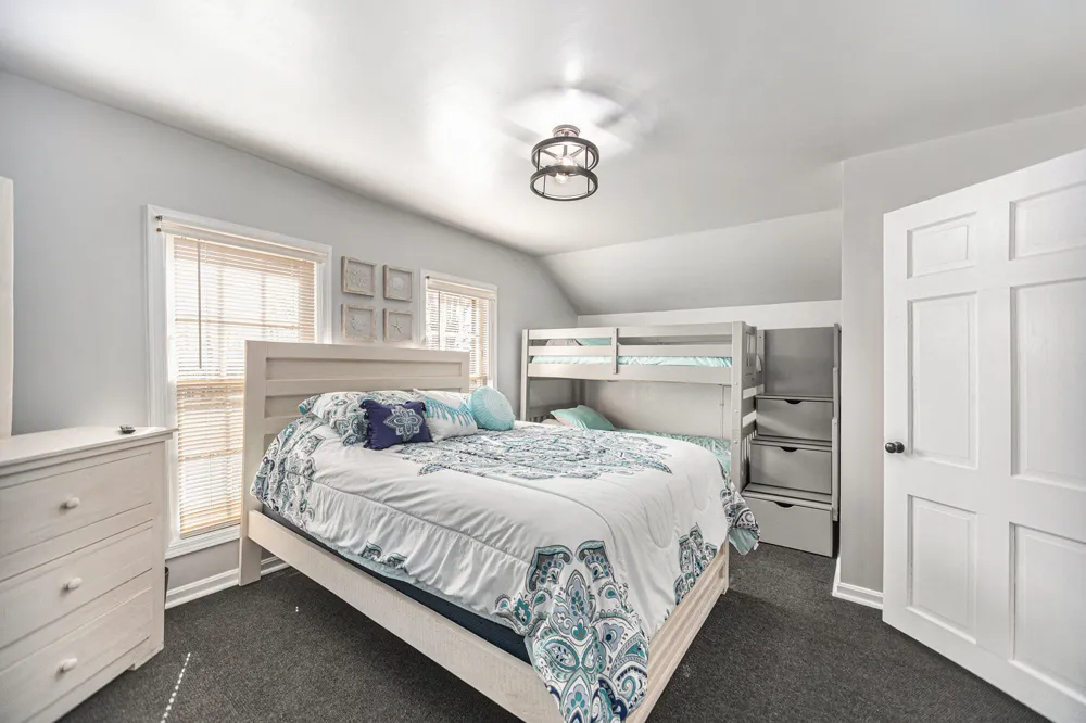 620 Lakeshore Drive Ludington City, MI 49431