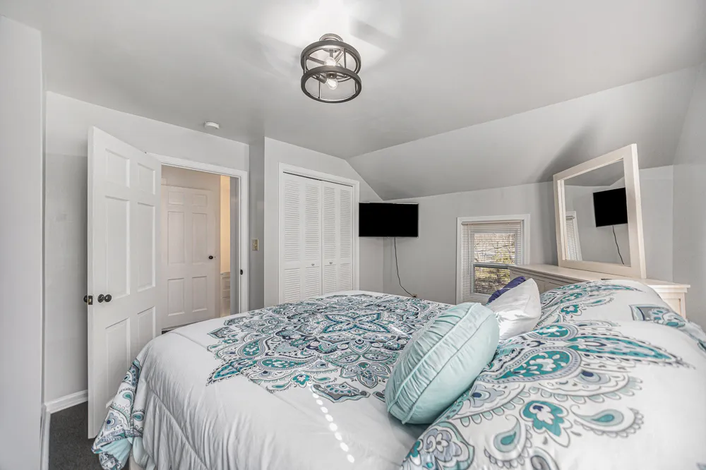 620 Lakeshore Drive Ludington City, MI 49431