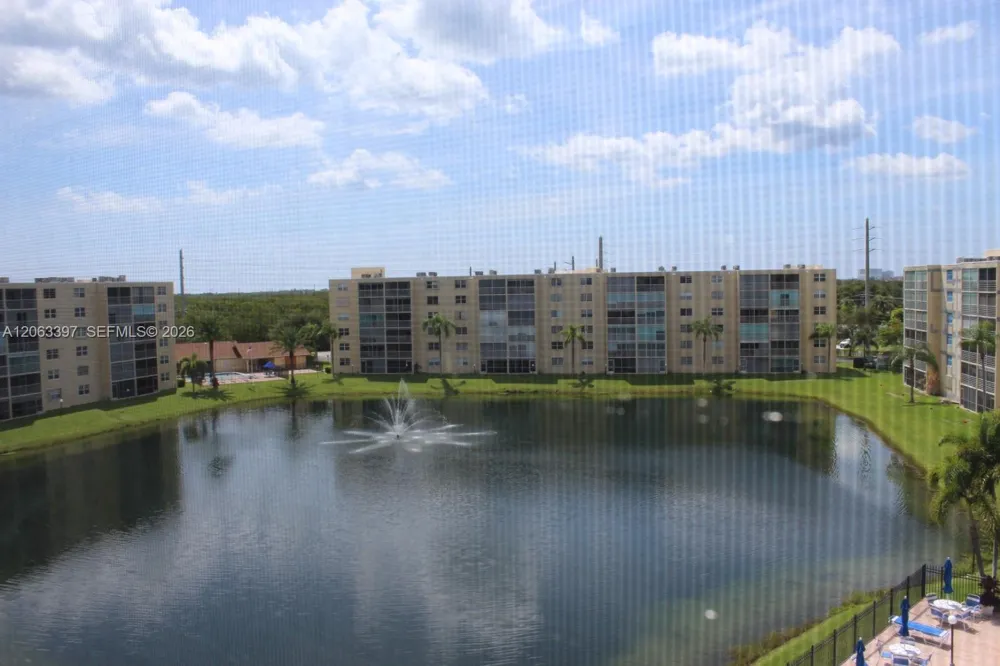 401 SE 3rd St #608 Dania Beach, FL 33004