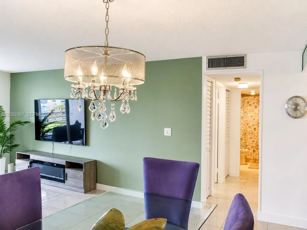 401 SE 3rd St #608 Dania Beach, FL 33004