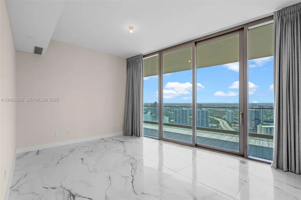 18975 Collins Ave #3605 Sunny Isles Beach, FL 33160