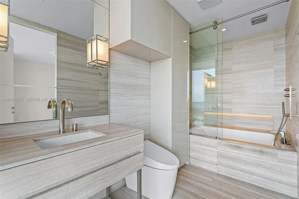 18975 Collins Ave #3605 Sunny Isles Beach, FL 33160