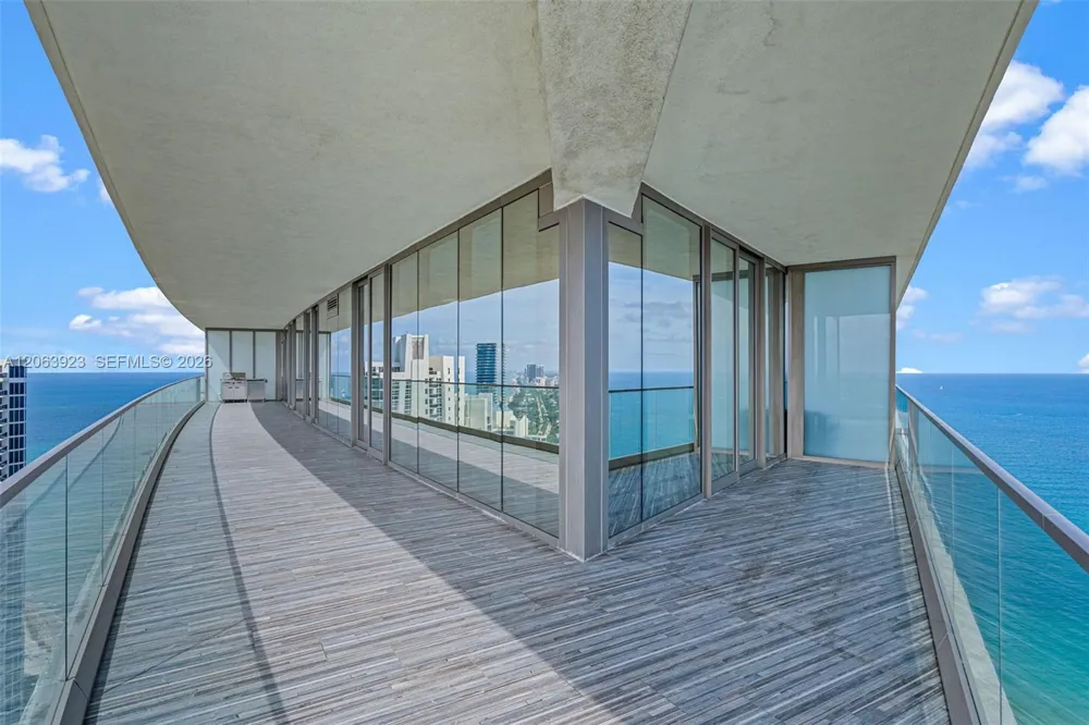 18975 Collins Ave #3605 Sunny Isles Beach, FL 33160