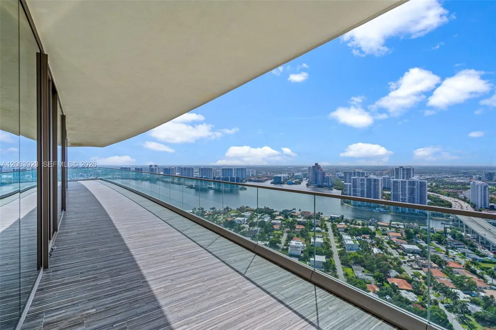 18975 Collins Ave #3605 Sunny Isles Beach, FL 33160