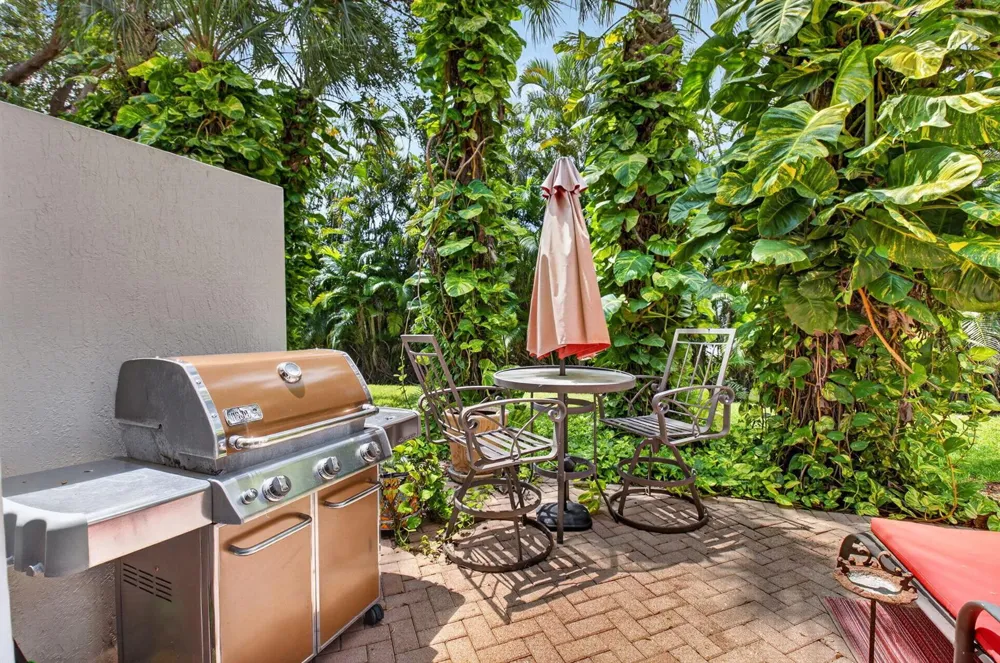16129 Poppyseed Circle #1608 Delray Beach, FL 33484