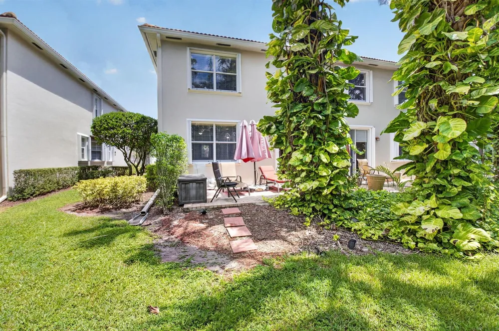 16129 Poppyseed Circle #1608 Delray Beach, FL 33484