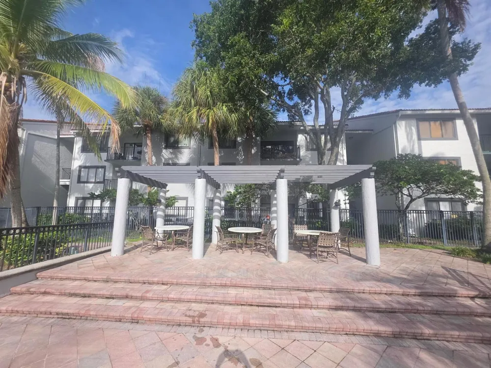 9166 W ATLANTIC BOULEVARD #1612 Coral Springs, FL 33071