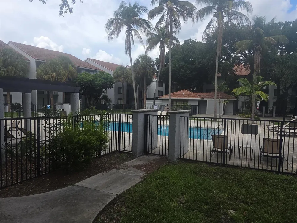 9166 W ATLANTIC BOULEVARD #1612 Coral Springs, FL 33071